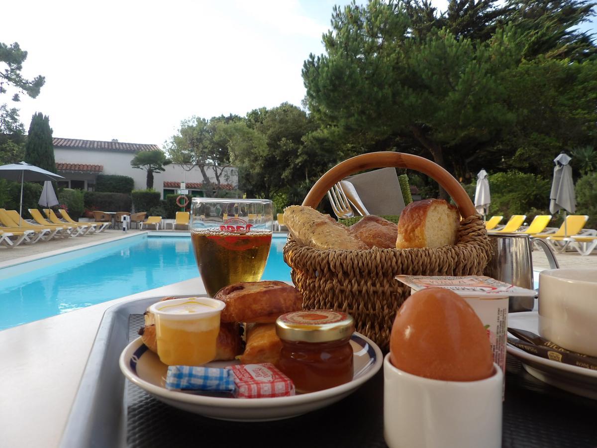 Hotel Les Gollandieres Le Bois-Plage-en-Re Bagian luar foto