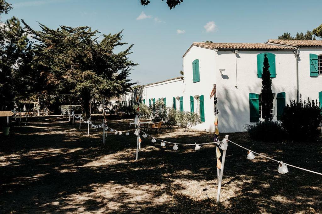 Hotel Les Gollandieres Le Bois-Plage-en-Re Bagian luar foto